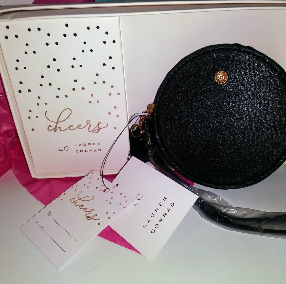 NWT- Lauren Conrad wristlet